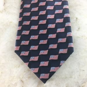 STONEHENGE SILK TIE, (US FLAG DESIGN)